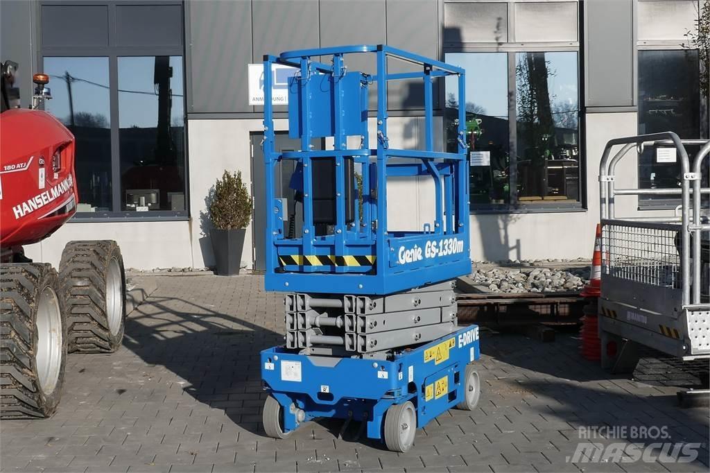 Genie GS 1330 Žirkliniai keltuvai