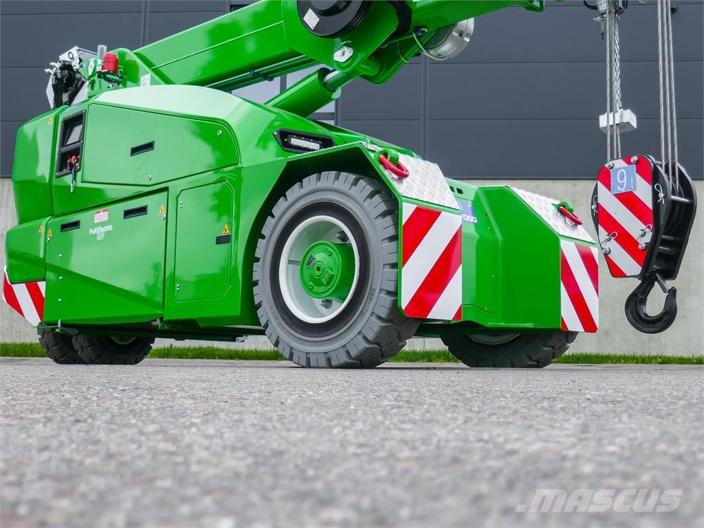 JMG MC 70S Teleskopiniai krautuvai