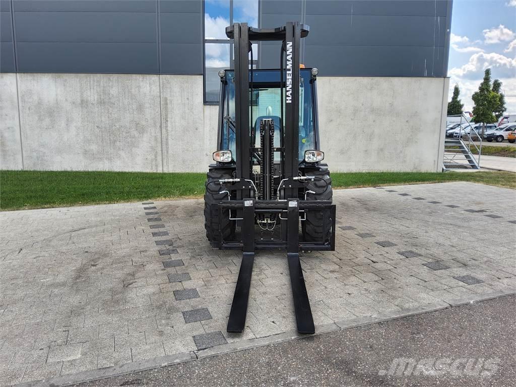 Manitou MC 30-4 Visureigiai krautuvai