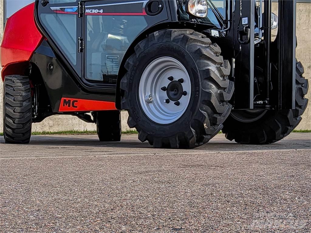 Manitou MC 30-4 Visureigiai krautuvai