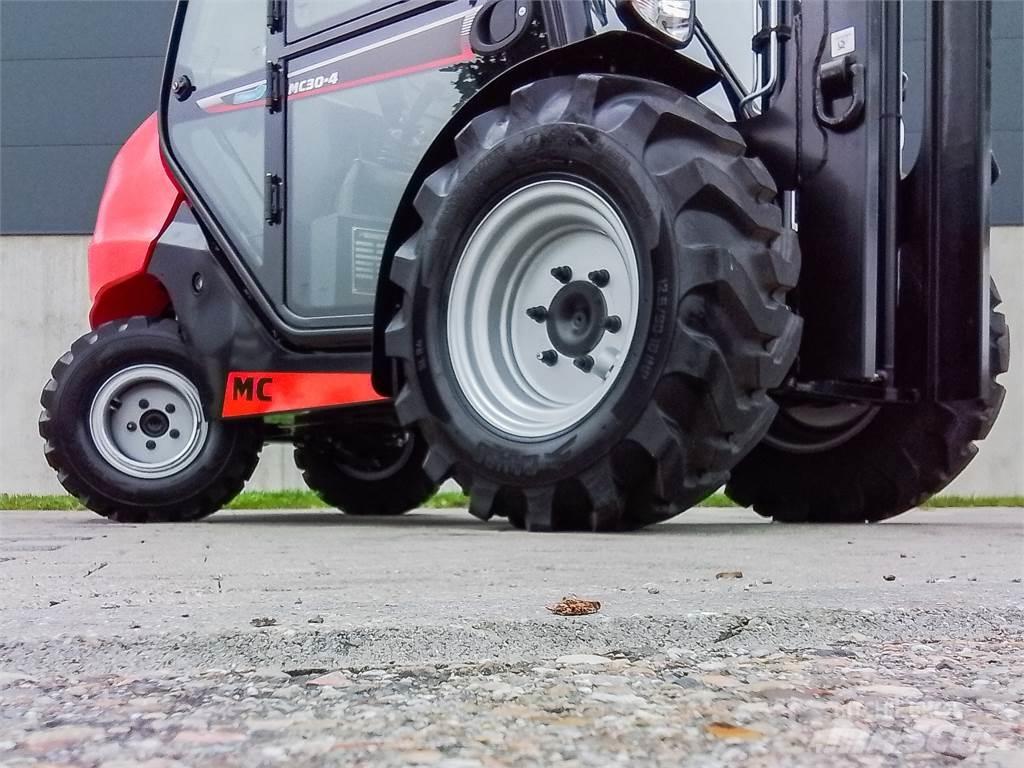 Manitou MC 30-4 Visureigiai krautuvai