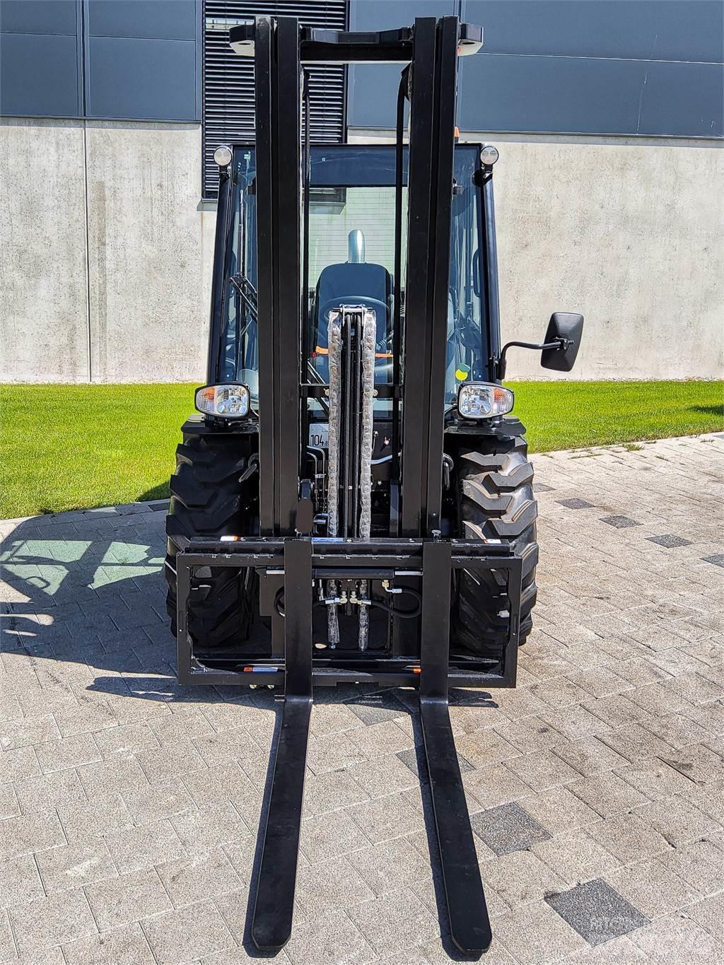 Manitou MC 30-4 Visureigiai krautuvai