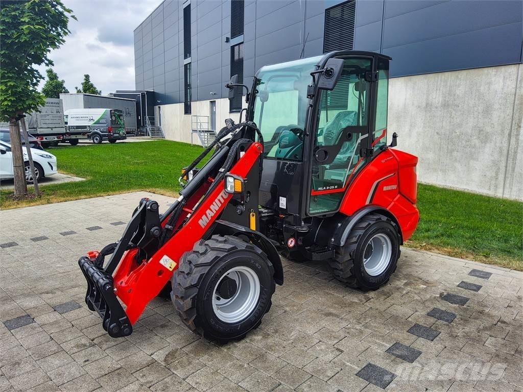 Manitou MLA 3-25H Mini ekskavatoriai < 7 t