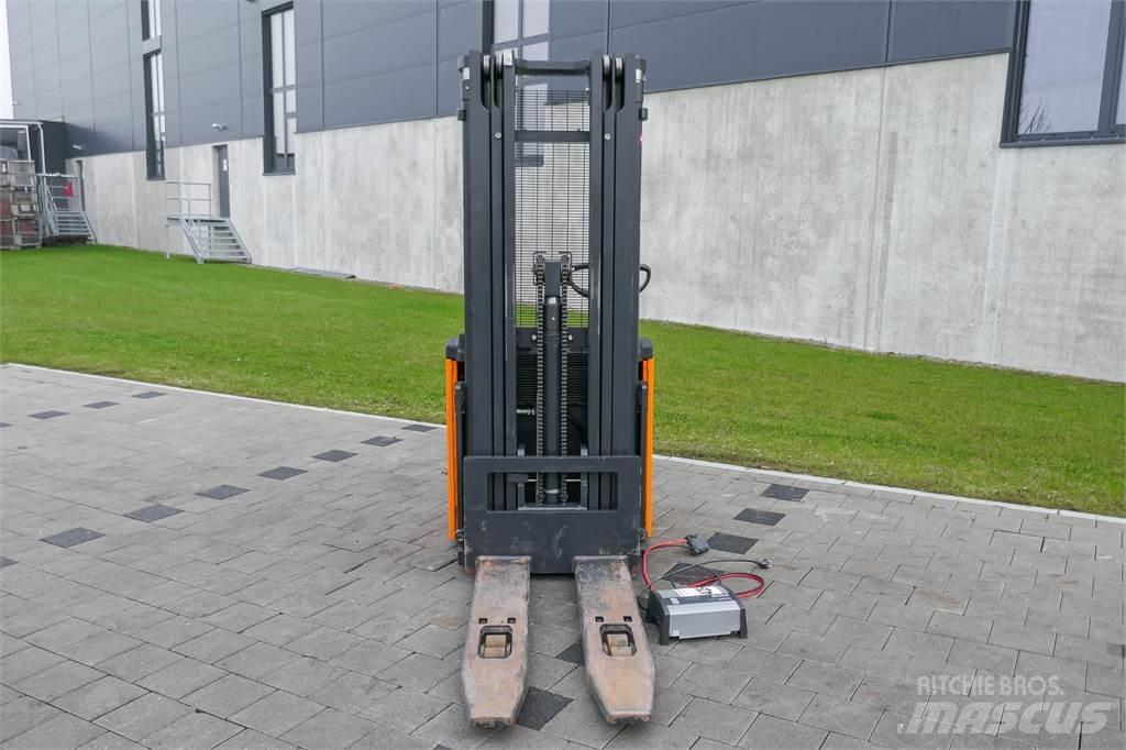 Still EGV 20 LB Rankiniai vėžimėliai