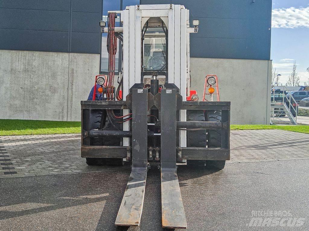 Svetruck 16120 Dyzeliniai krautuvai