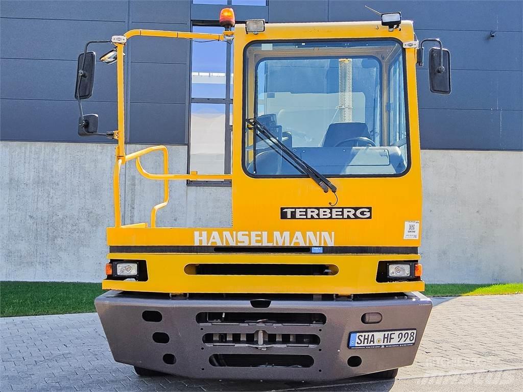 Terberg YT 222 Naudoti terminalų vilkikai