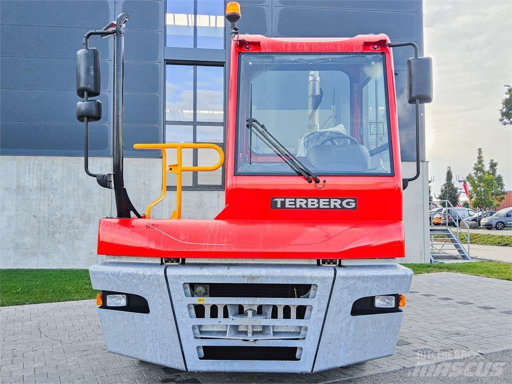 Terberg YT 223 Naudoti terminalų vilkikai