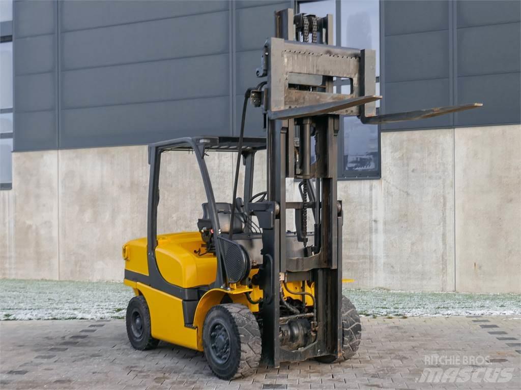 Yale GDP 40VX6 V2471 Dyzeliniai krautuvai