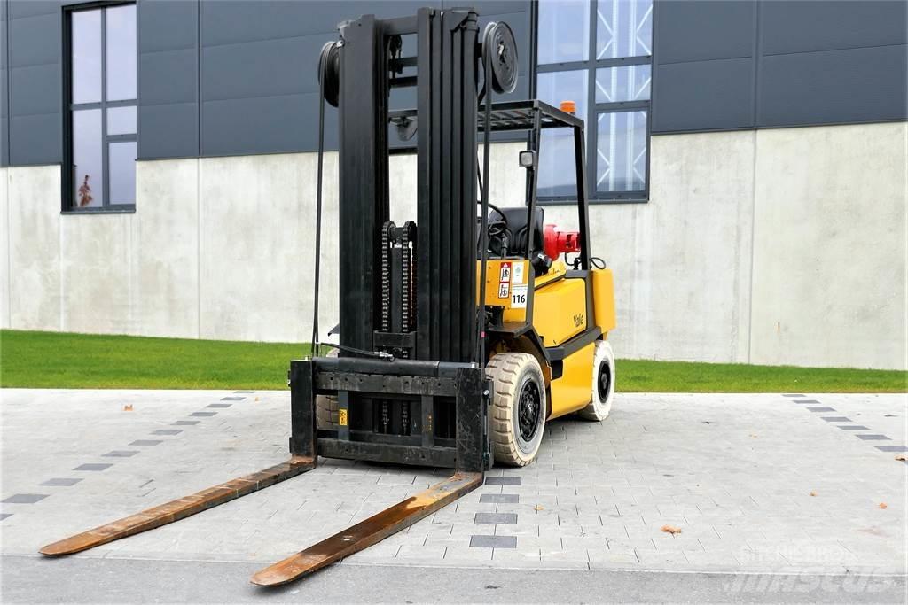 Yale TFG 40 LPG (dujiniai) krautuvai
