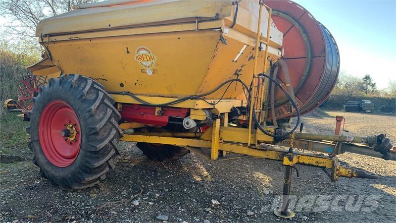 Bredal B 4 Mineralinių trąšų barstytuvai