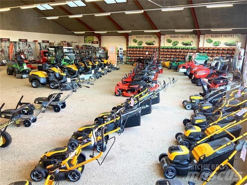 Stiga Park Naudoti kompaktiški traktoriai