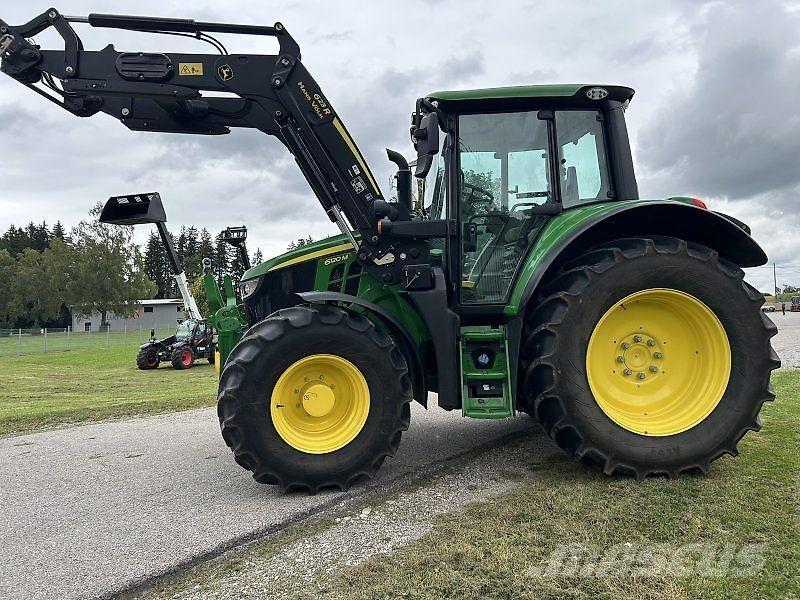 John Deere 6120M Traktoriai