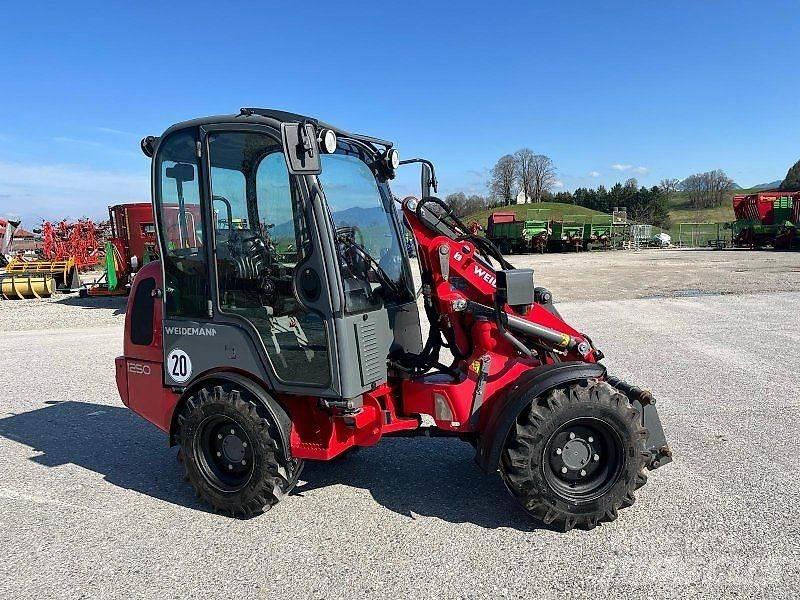 Weidemann 1250 Krautuvai su šoniniu pasukimu
