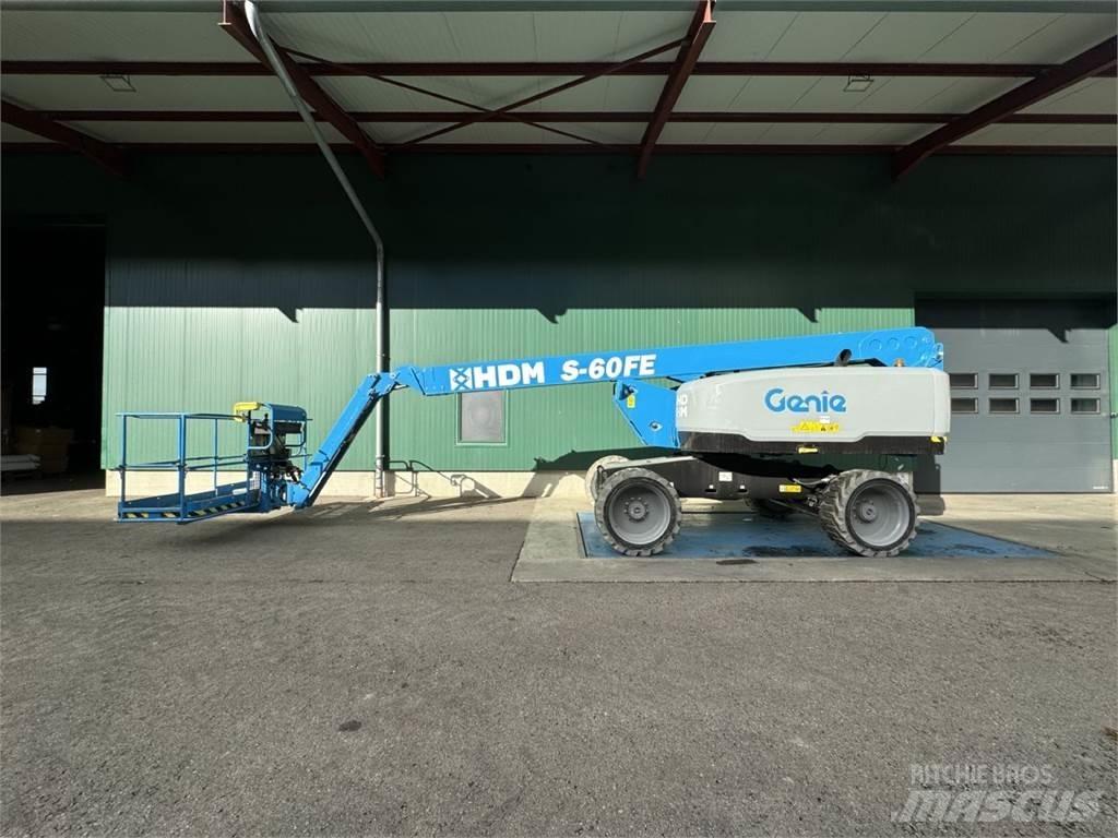 Genie S-60 FE Alkūniniai keltuvai
