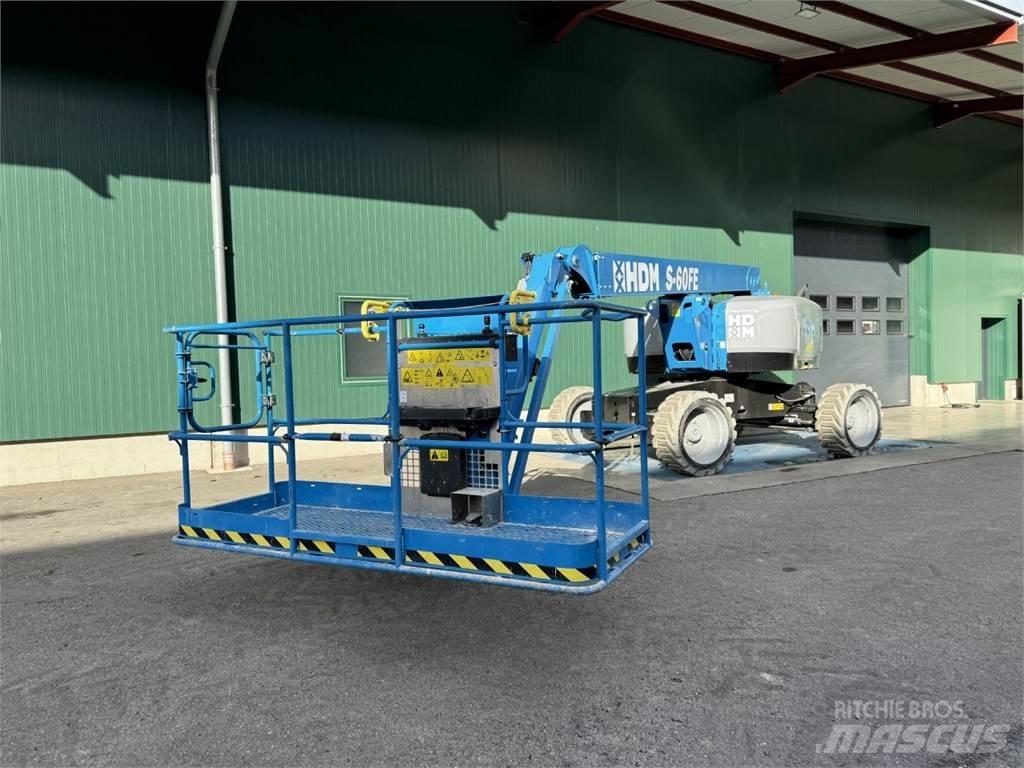 Genie S-60 FE Alkūniniai keltuvai