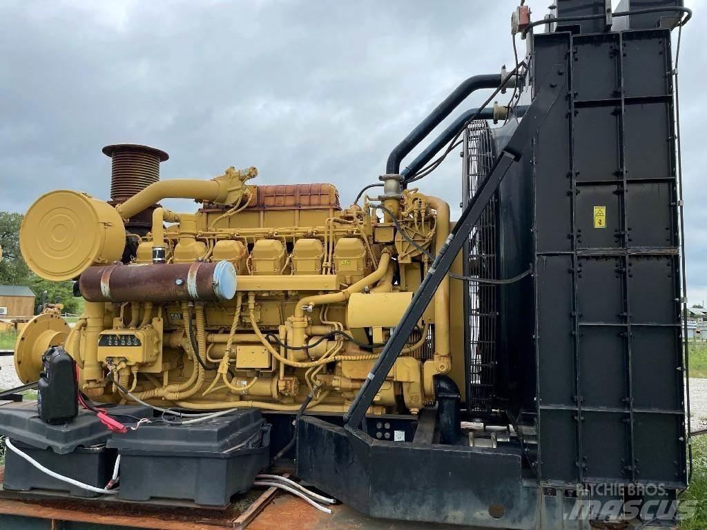 CAT 3512 Varikliai