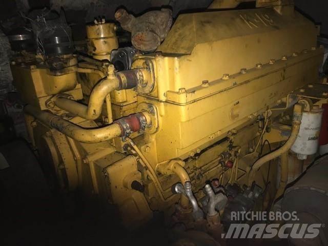 Cummins KTA19 Varikliai