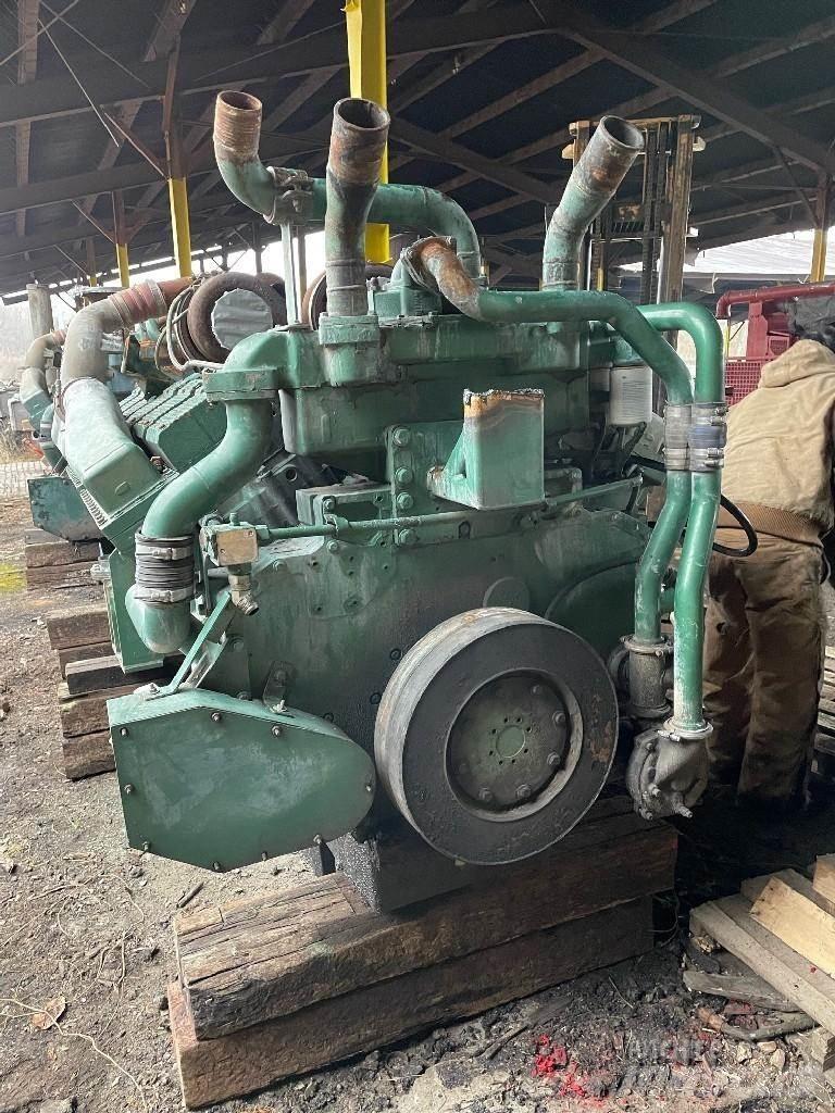 Cummins QSK45 Varikliai