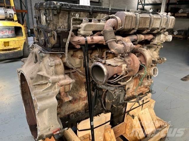 Detroit DD15 Varikliai