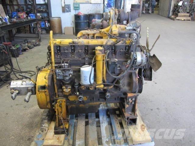 John Deere 6404T Varikliai
