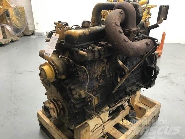 Komatsu SA6D105-1 Varikliai