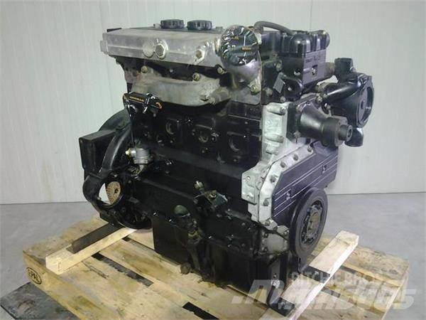 Perkins 1004.4 Varikliai