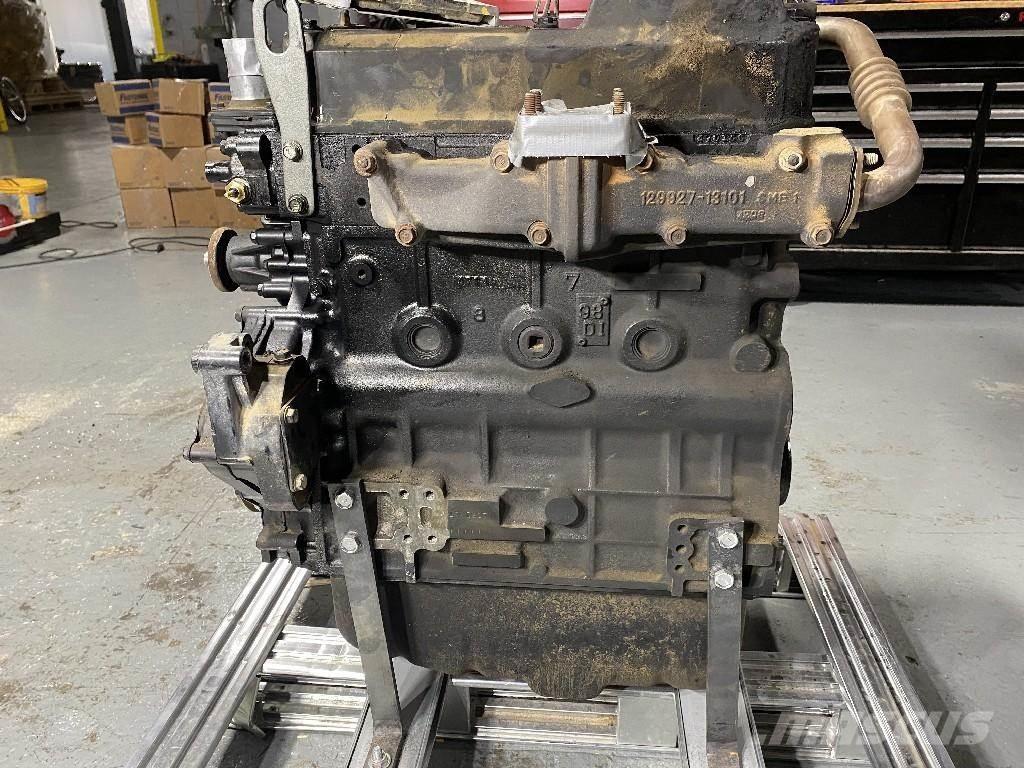 Yanmar 4TNV98T-ZXWTB Varikliai