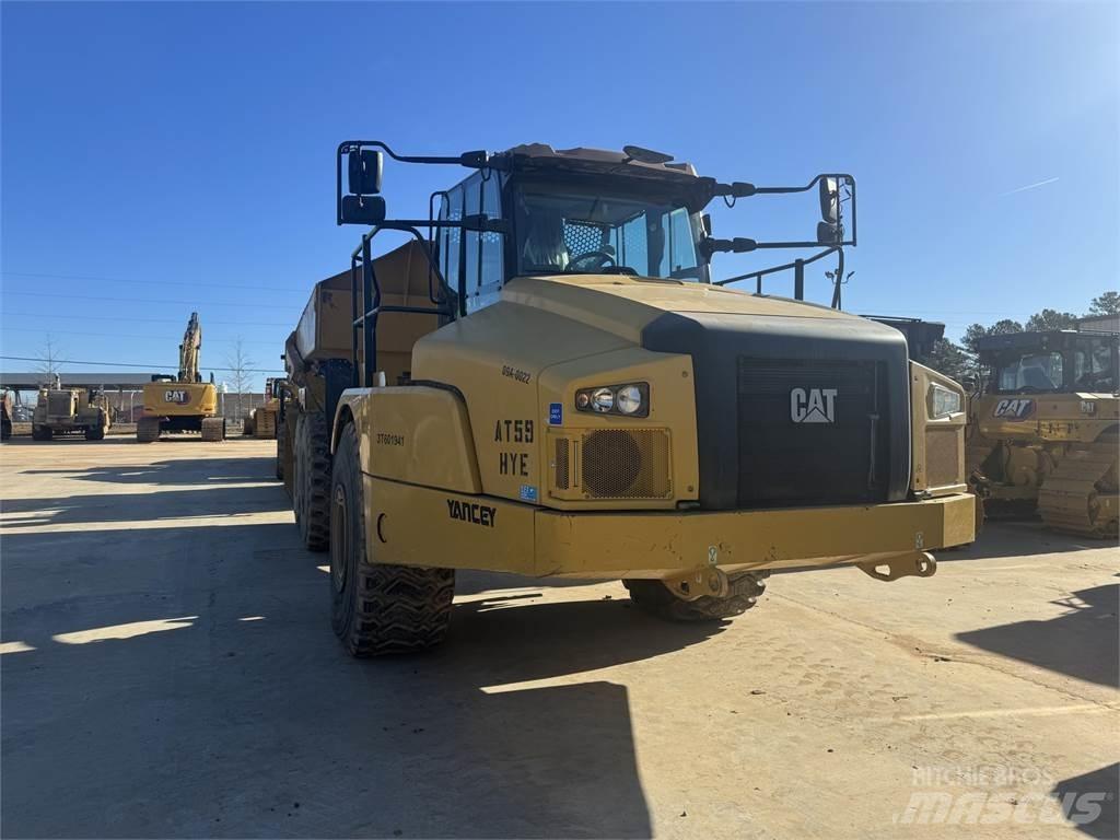 CAT 745 Karjeriniai savivarčiai