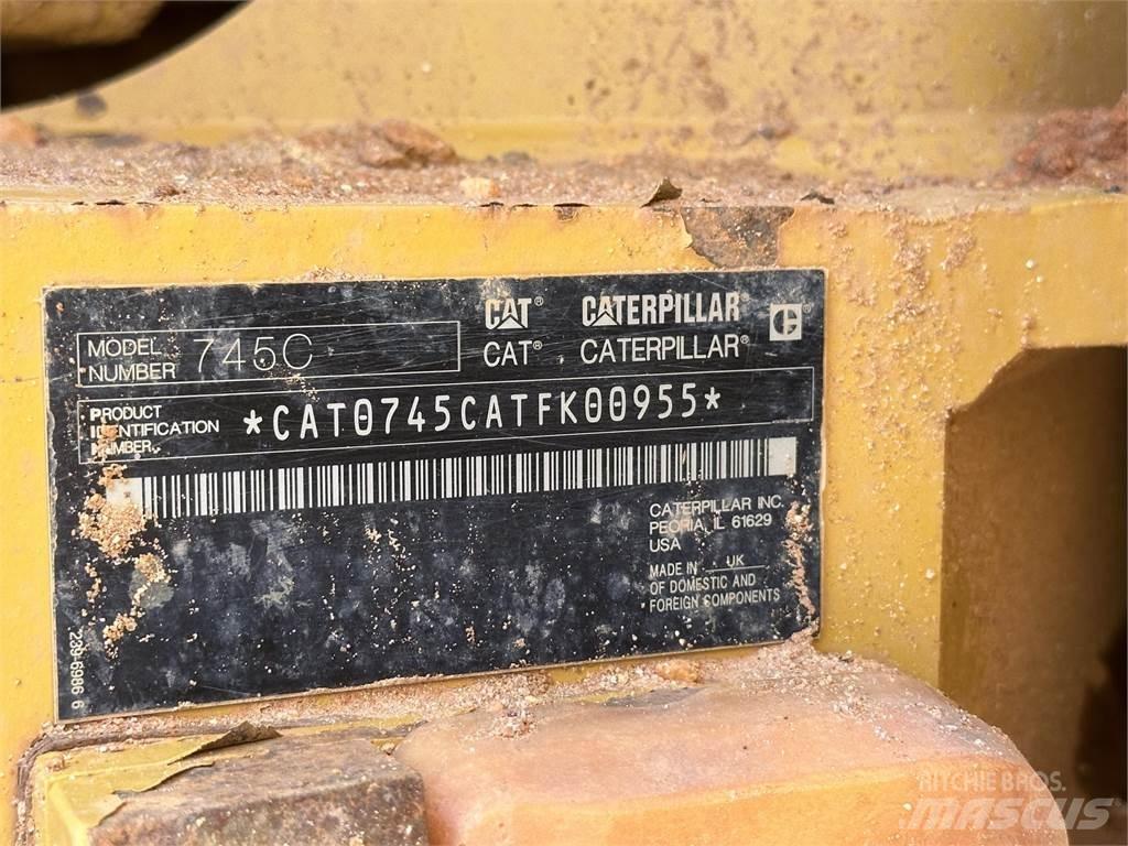 CAT 745C Karjeriniai savivarčiai