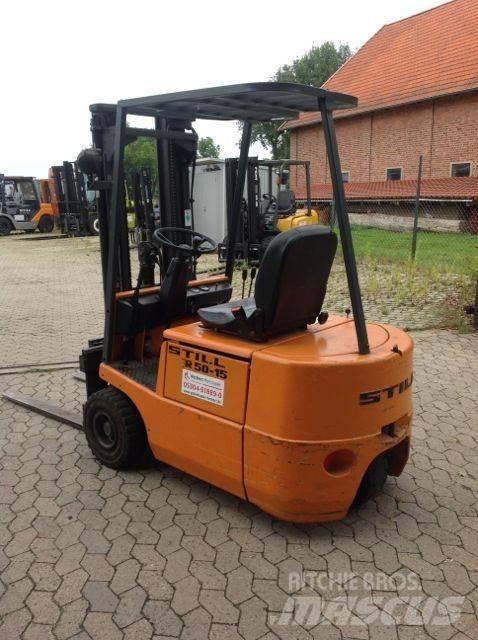 Still R50-15 Elektriniai šakiniai krautuvai