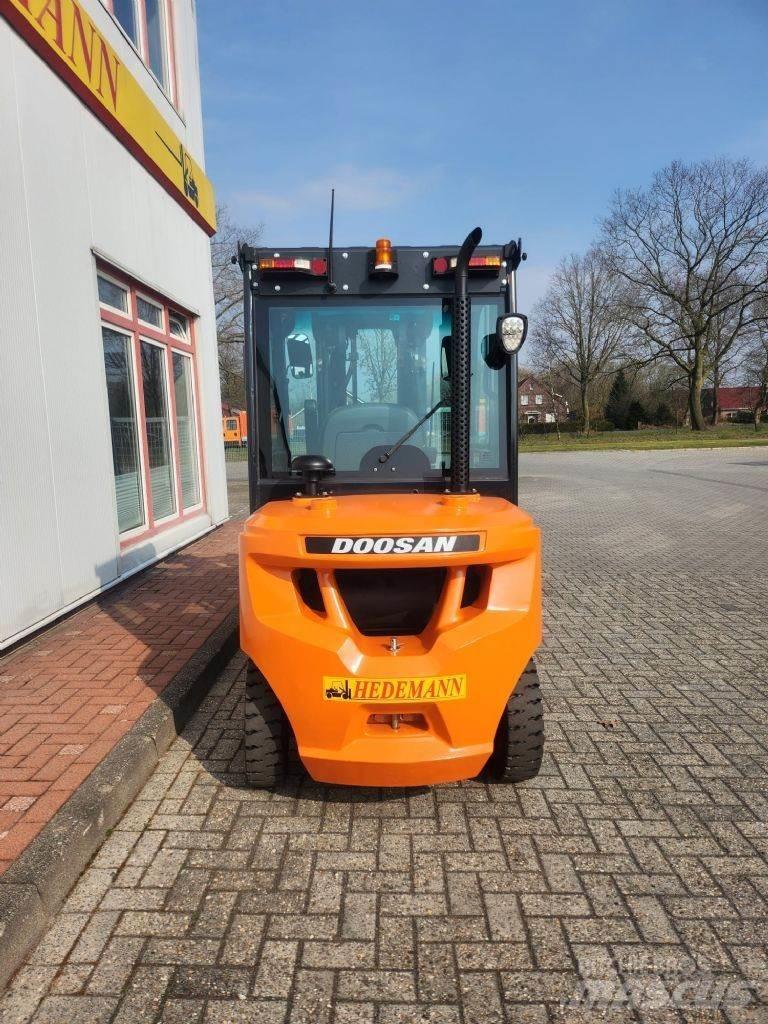 Doosan D30S-7 Dyzeliniai krautuvai