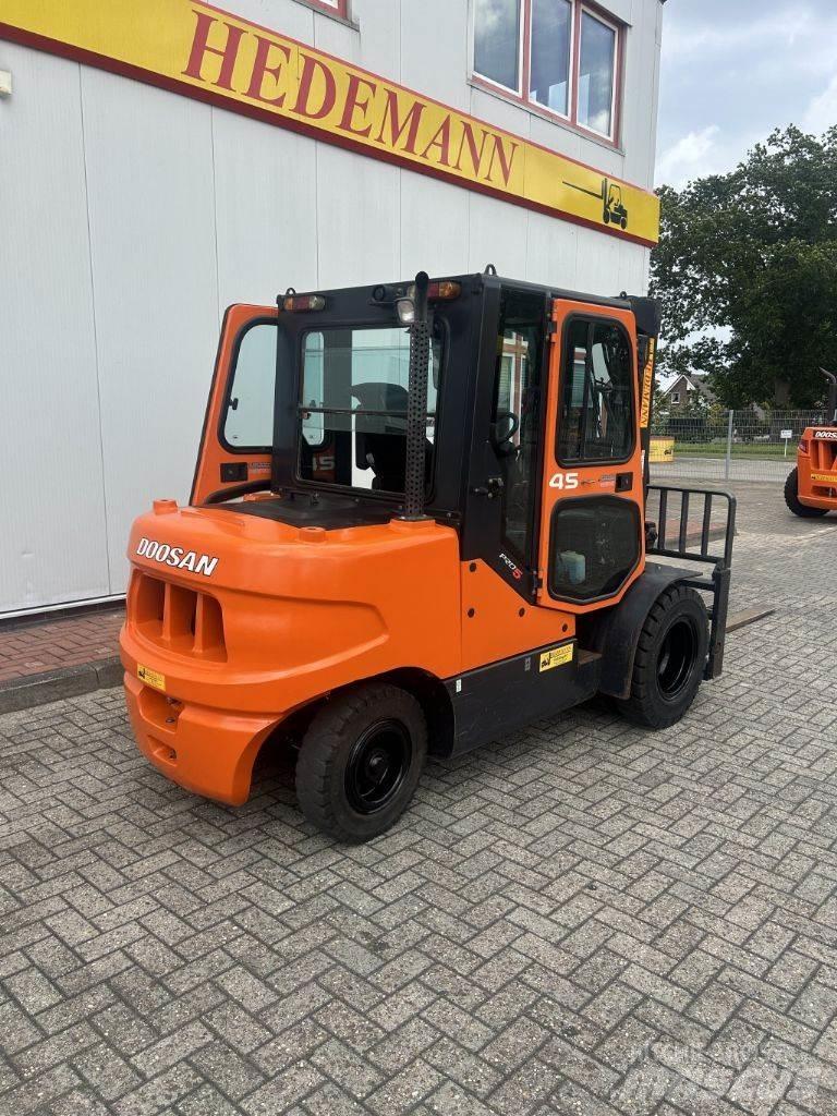 Doosan D45SC-5 Dyzeliniai krautuvai