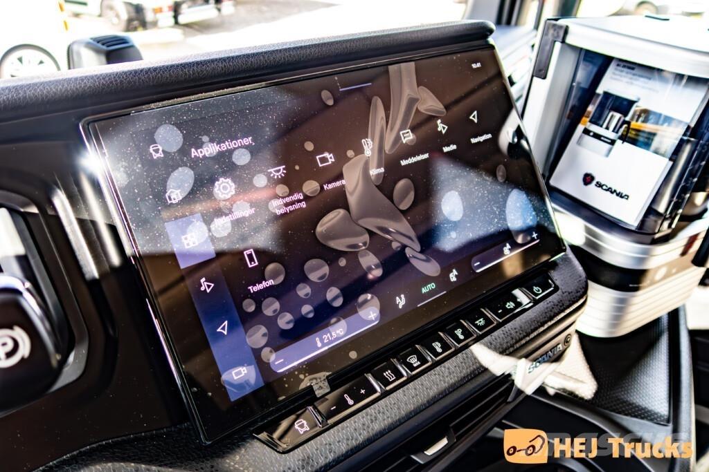 Scania R530 A6x2NB Naudoti vilkikai