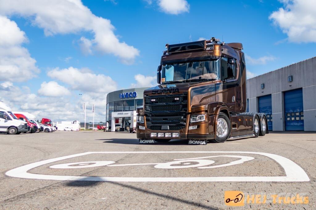 Scania RT520 A6x2NB Naudoti vilkikai