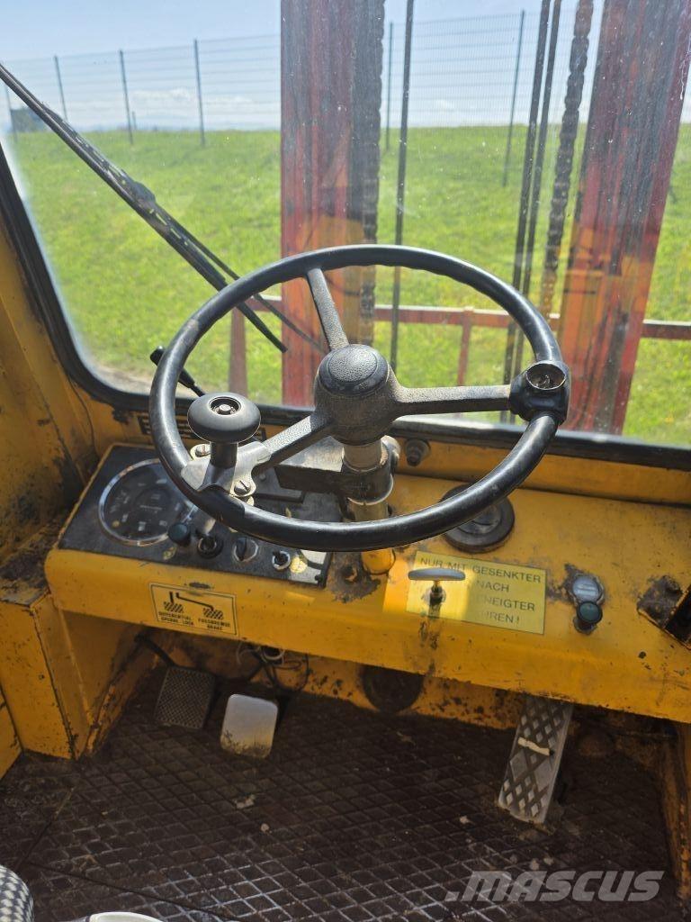 Jumbo J60DV Dyzeliniai krautuvai