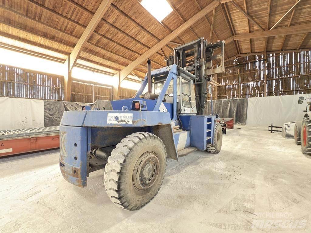 Kalmar DCD28-1200LB Dyzeliniai krautuvai