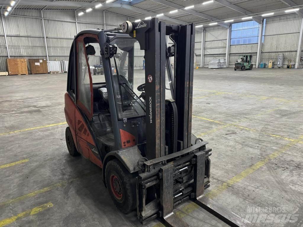 Linde H30D-02 Dyzeliniai krautuvai