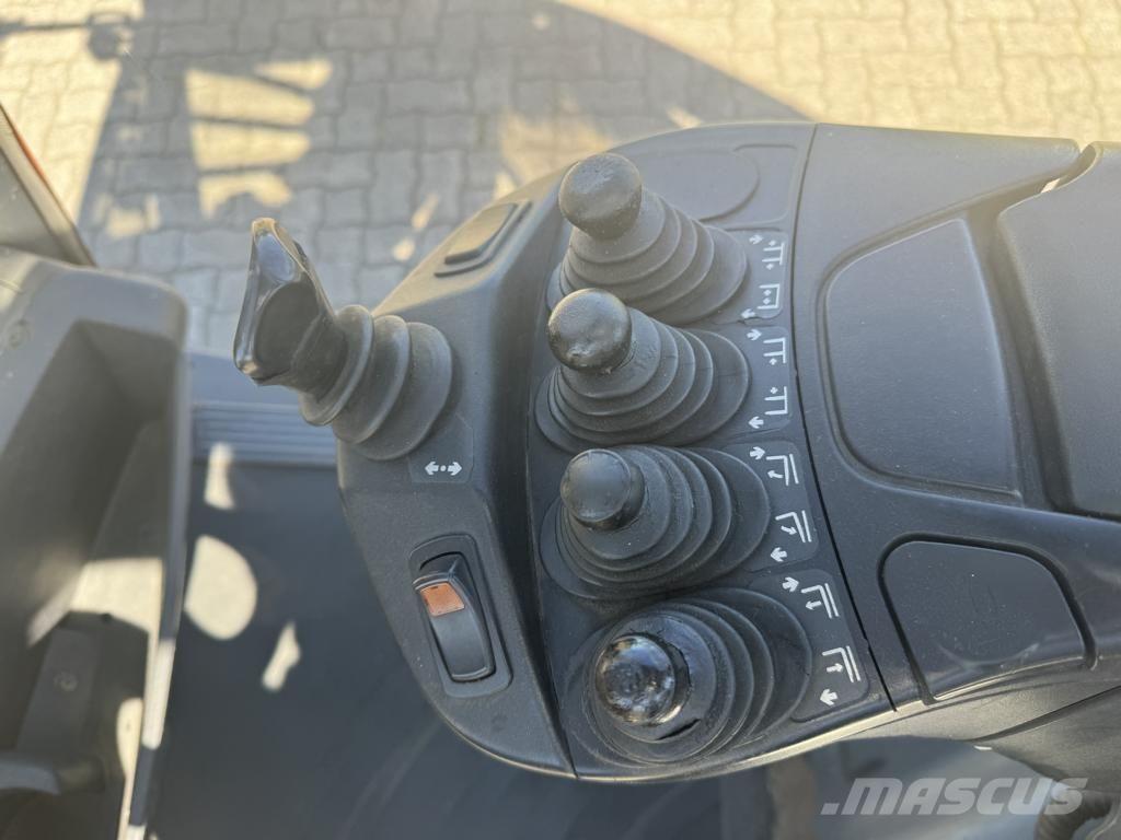 Linde H30D-02 Dyzeliniai krautuvai