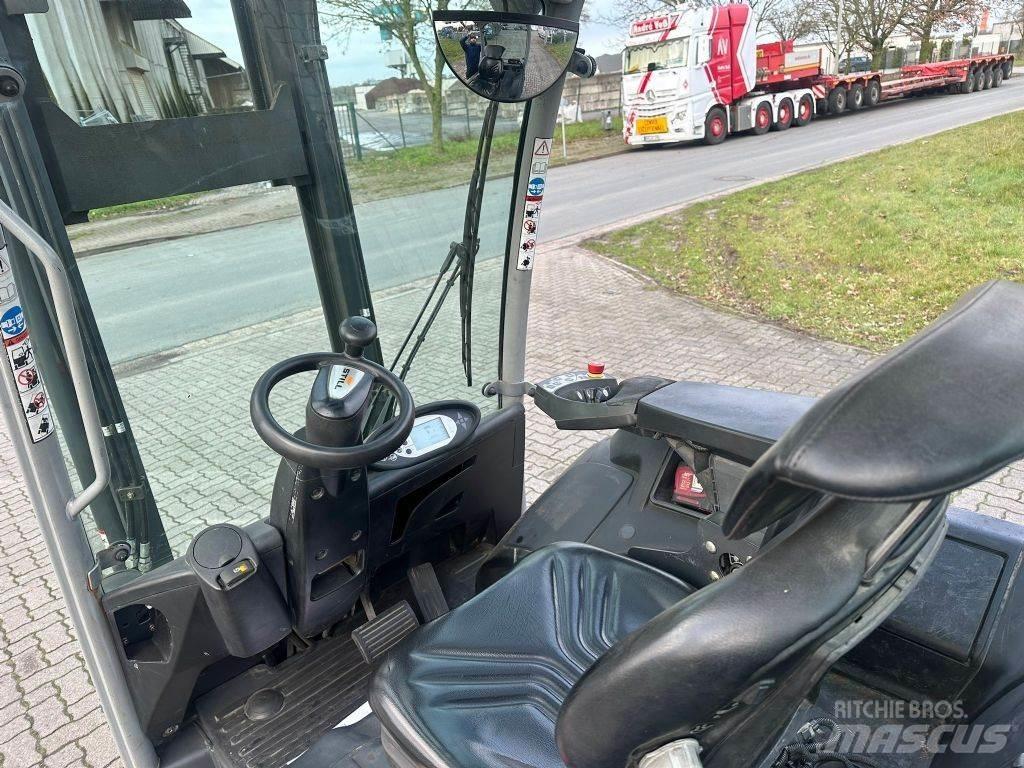 Still RX60-30 Elektriniai šakiniai krautuvai