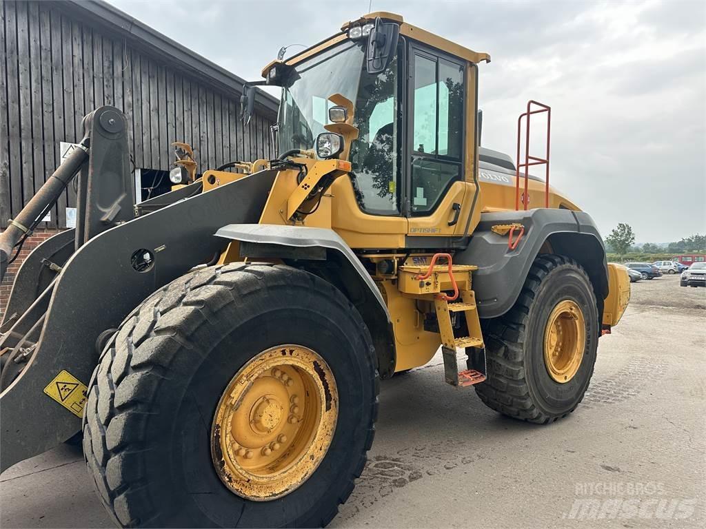 Volvo L110H Naudoti ratiniai krautuvai