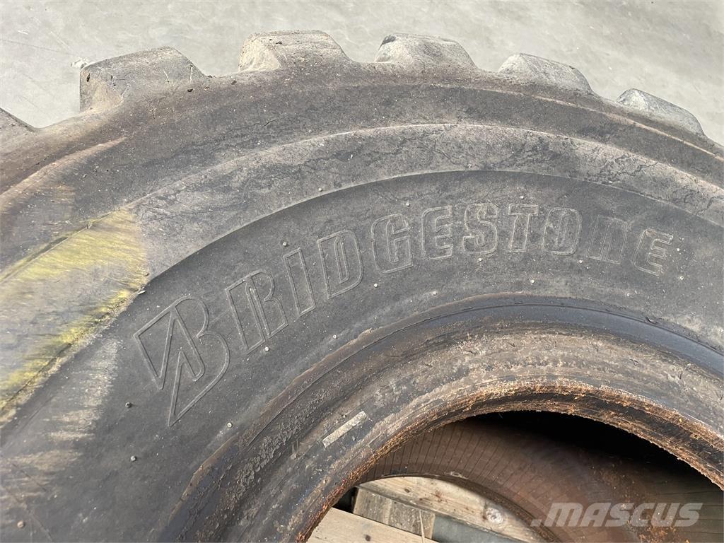  23.5xR25 Bridgestone dæk Padangos, ratai ir ratlankiai