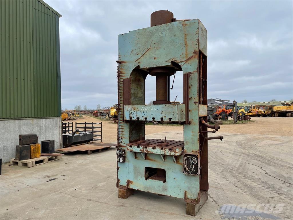  250 ton hydr. presser Kiti naudoti statybos komponentai