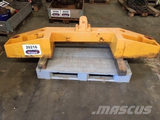  Ballast ex. Volvo L70 Kiti naudoti statybos komponentai