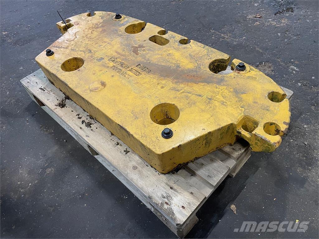  Ballastklods ex. Volvo L35B Kiti naudoti statybos komponentai