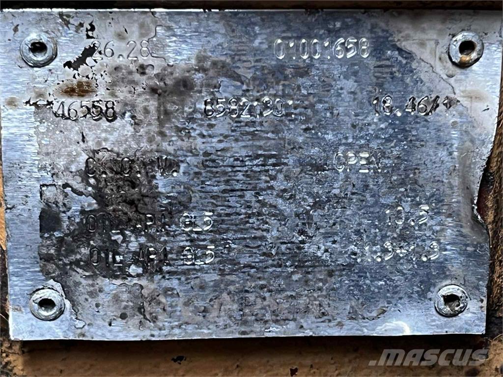CASE 695SR frontaksel Ašys
