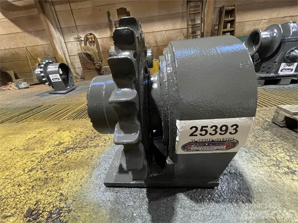 CAT 318BL Køregear Transmisijos