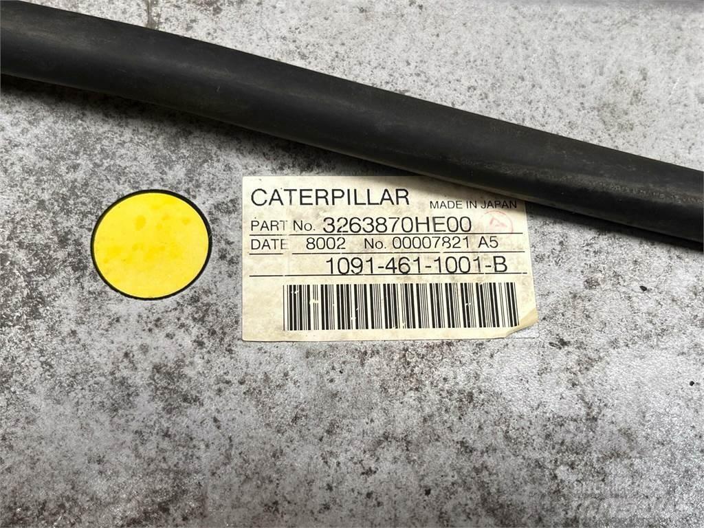 CAT 323D køler Varikliai