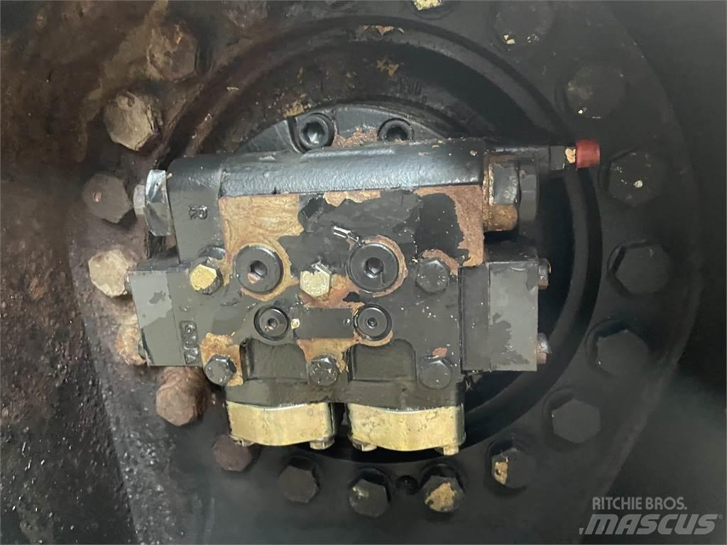 CAT 330B Køregear Transmisijos