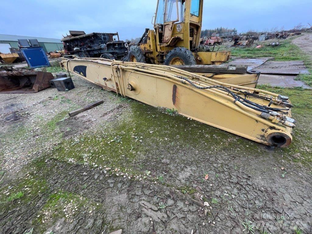 CAT 330B monobom Kiti naudoti statybos komponentai