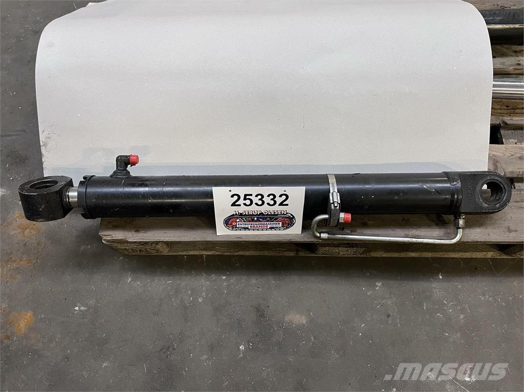 CAT 908M, Løftecylinder Hidraulikos įrenginiai